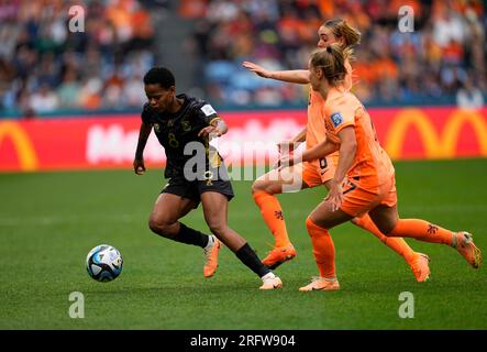 06 2023 août : Jill Roord (pays-Bas) et 8 se battent pour le ballon lors d'un match, à, . Kim Price/CSM crédit : CAL Sport Media/Alamy Live News Banque D'Images