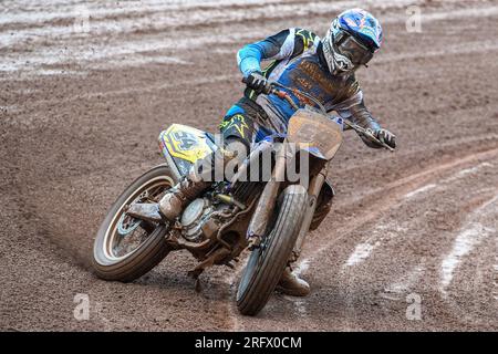 Tim Neave (54 ans) de Grande-Bretagne en action lors du Championnat du monde FIM de Flat Track Round 1 au National Speedway Stadium, Manchester le samedi 5 août 2023. (Photo : Ian Charles | MI News) crédit : MI News & Sport / Alamy Live News Banque D'Images