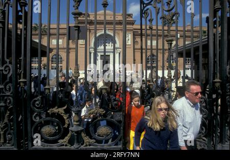 Le Musée de l'ancien Egypte dans la vieille ville du Caire la capitale de l'Egypte en Afrique du Nord. Égypte, le Caire, mars 2000 Banque D'Images