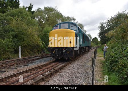 Class 45 no 45041 'Royal Tank Regiment' à Nene Valley Railway le 30 juillet 2023 Banque D'Images