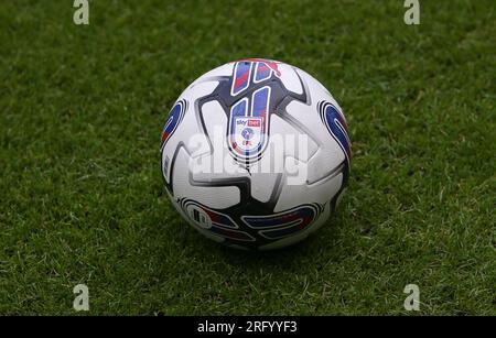 Un ballon de match Puma EFL lors du match Sky Bet Championship entre Sunderland et Ipswich Town au Stadium of Light, Sunderland le dimanche 6 août 2023. (Photo : Michael Driver | MI News) crédit : MI News & Sport / Alamy Live News Banque D'Images