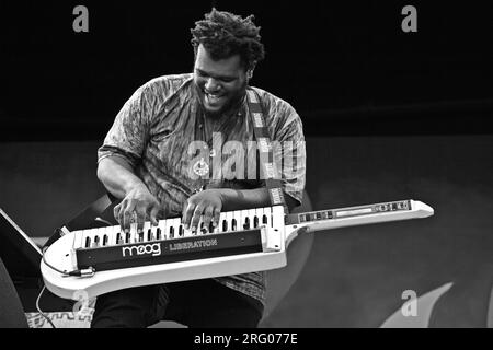 BRANDON COLEMAN joue clavier pour KAMASI WASHINGTON effectuant à la 59e Festival de Jazz de Monterey, Californie Banque D'Images