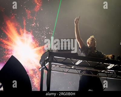 Wilderness Festival, Charlbury, Royaume-Uni. 6 août 2023. Fatboy Slim fait la une de la scène principale dimanche soir du festival de quatre jours qui célèbre l'art, la culture et la musique. Crédit : Andrew Walmsley/Alamy Live News Banque D'Images