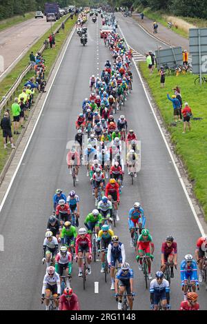 M90 Queensferry Road, Écosse, Royaume-Uni. 6 août 2023. Championnat du monde cycliste UCI Elite Road Race masculine, partant d'Édimbourg pour finir à Glasgow Banque D'Images