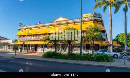 Le Metro Hotel dans le quartier des affaires de Bundaberg dans le queensland, en australie Banque D'Images