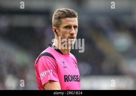 Kingston upon Hull, Angleterre - 6 août 2023 arbitre Chris Kendall. Rugby League Betfred Super League , Hull FC vs Wakefield Trinity au MKM Stadium, Kingston upon Hull, Royaume-Uni Banque D'Images