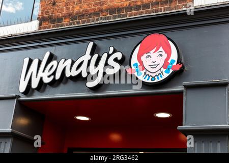 Wendy's à Lincoln City, Lincolnshire, Royaume-Uni, Angleterre, restauration rapide, Wendy's burgers, Wendy's fast food, American Burger chain, Wendy's Lincoln, Wendy's, Banque D'Images