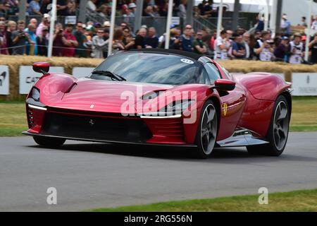 Patrick Blakeney-Edwards, Edward Morris, Ferrari Daytona SP3, Supercar Run, une occasion de voir, d’entendre et d’approcher les plus prestigieux au monde Banque D'Images