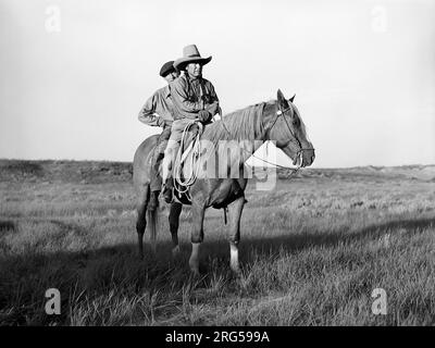 Cheyenne Indien et fils à cheval, Tongue River Reservation, Montana, USA, Arthur Rothstein, ÉTATS-UNIS Farm Security Administration, juin 1939 Banque D'Images