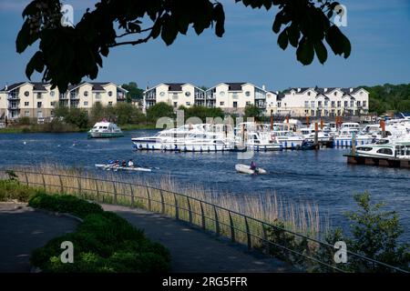 Soirée d'été à Carrick on Shannon, comté de Leitrim, Irlande Banque D'Images