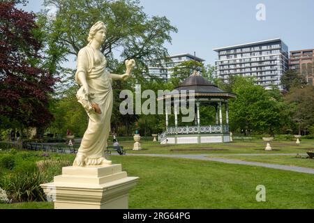 Statues dans les jardins publics de Halifax à Halifax en Nouvelle-Écosse Banque D'Images