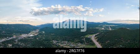 Panorama aérien vue sur la montagne depuis Woodland Park Colorado Banque D'Images