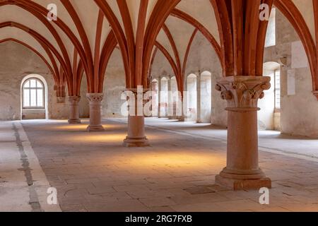 Eberbach, Allemagne - 29 décembre 2018 : Dormitorium dans l'abbaye. L''abbaye d''Eberbach est un ancien monastère cistercien près d''Eltville am Rhein, dans le Rhin Banque D'Images