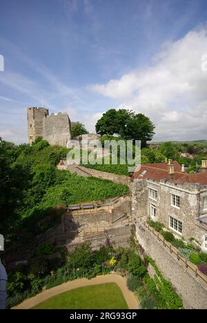 Vue sur le château de Lewes, East Sussex. Banque D'Images