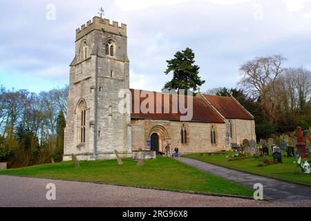 Église Saint-Nicolas dans le village de Beaudesert près de Henley-in-Arden, Warwickshire. Banque D'Images