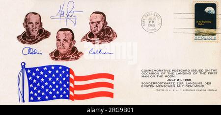 Couverture du premier jour commémorant l'atterrissage sur la Lune le 20 juillet 1969. Armstrong marcha à la surface le 21 juillet. Banque D'Images
