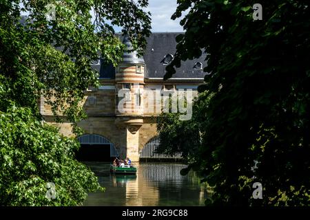 Ville de Châlons en Champagne le marché castel dans le petit Jard | la petite ville de Châlons en Champagne - le chateau du marche dans le petit Jard Banque D'Images