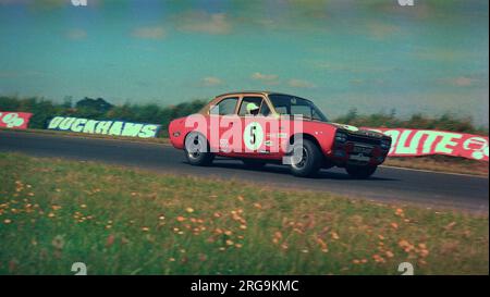 Frank Gardner, Alan Mann course en Ford Escort Twin Cam, British Saloon car Championship Croft Autodrome 1969 Banque D'Images