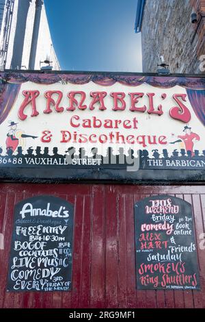 Annabel's Cabaret and Discotheque peint entrée, Plymouth Barbican, Devon, Royaume-Uni Banque D'Images