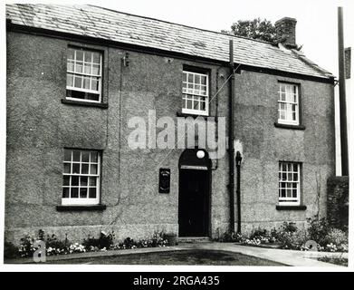 Photographie du Rose & Crown Inn, Taunton, Somerset. Le côté principal de l'impression (illustré ici) représente : face gauche sur la vue du pub. Le verso de l'imprimé (disponible sur demande) détails: ID publique pour le Rose & Crown Inn, Taunton, Somerset TA3 6EW. En juillet 2018 . Suite à un incendie dévastateur en mars 2008, le pub a été joliment restauré à un niveau élevé. Propriétaire Browning pubs Banque D'Images