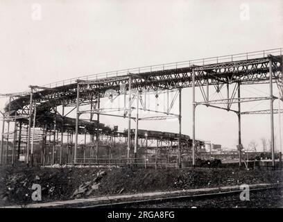 Courbe sur le chemin de fer élevé ou El train au 110th Street New York. Photographie vintage du 19th siècle. Banque D'Images