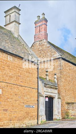 Jesus Hospital Almshouses, maisons de retraite sur Hospital Hilll, Rothwell, Angleterre, fondée en 1593 par Tresham, un chrétien cathoïque. Banque D'Images