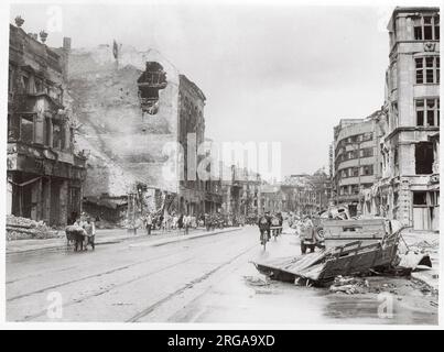 Photographie de Vintaage Seconde Guerre mondiale - Berlin Allemagne, ruines de Potsdamer Platz après la prise de vue par les forces alliées 1945 Banque D'Images