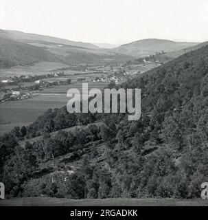 Glenurquhart ou Glen Urquhart, un glen courant à l'ouest du village de Drumnadrochit dans la région de Highland council en Écosse. Banque D'Images