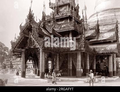 C.1890 L'Inde Birmanie Myanmar Yangon Yangon - Philip Klier studio - Shwedagon pagoda Banque D'Images