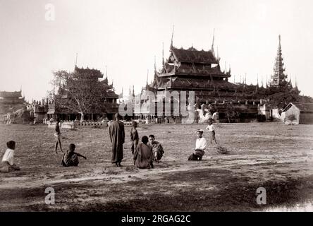 Birmanie Myanmar Rangoon Yangon Monastère birman Banque D'Images