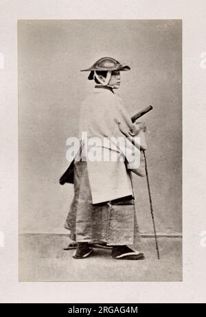 Photographie du XIXe siècle - Portrait photographique du Japon, probablement l'œuvre du photographe japonais Shimooka Renjo - samouraï. Banque D'Images