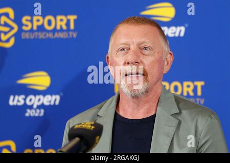 Munich, Allemagne, 08 août 2023. Sportdeutschland.TV. Conférence de presse avec Bjoern Beinhauer (CEO) et l'équipe commentatrice de l'US Open 2023 à New York, Boris Becker, Antonia Wisgickl, Matthias Stach et Marcel Meinert mardi 8 août 2023. © Juergen Hasenkopf / Alamy Live News Banque D'Images