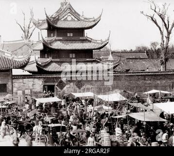 C.1890s Chine - la rue du marché, probablement Beijing, Beijing Banque D'Images