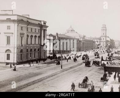 Photographie du XIXe siècle : Nevsky Prospect est la rue principale de la ville fédérale de Saint-Pétersbourg en Russie Banque D'Images