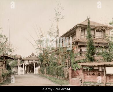 Photographie vintage du 19e siècle - ère Meiji Japon : Ote Hotel Isobe. Isobe (Ã§Â£Â¯Ã©ÂƒÂ¨Ã§Â”Âº, Isobe-chsÂ) était une ville située dans l'ancien district de Shima, préfecture de Mie, au Japon. Banque D'Images