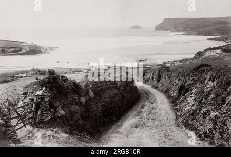 Photographie d'époque du 19th siècle : Polzeath Bay, Cornwall. Polzeath; Cornish: Polsegh, est un petit village de station balnéaire de la paroisse civile de St Minver à Cornwall, Angleterre, Royaume-Uni. Banque D'Images