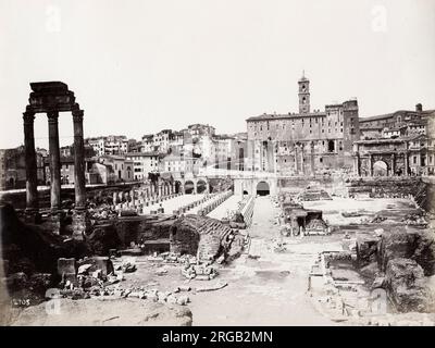 Photographie ancienne de la fin du XIXe siècle - ruines romaines anciennes dans le Forum de Rome, Italie Banque D'Images