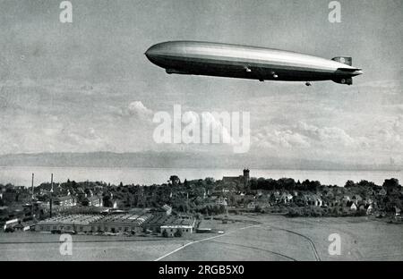 Graf Zeppelin sur Friedrichshafen, Allemagne Banque D'Images