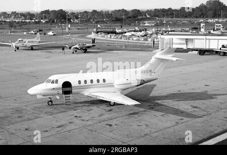 Hawker Siddeley HS.125-3B G-AVGW (msn 25120), propriété du groupe Beecham et exploité par Autair International, à l'aéroport de Londres Gatwick. (Ecrit le 23 décembre 1967 à l'aéroport de Luton, lorsqu'il s'est écrasé dans l'usine automobile de Vauxhall après une simulation de panne moteur, lors d'un vol d'entraînement, tuant les deux occupants) Banque D'Images