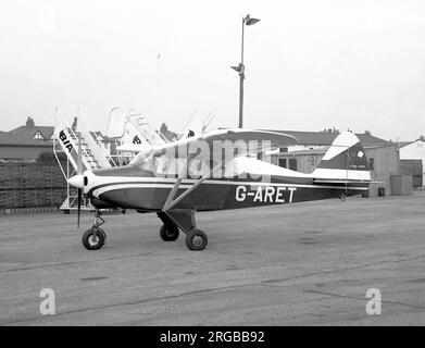 Piper Pa-22-160 Tri-Pacer G-ARET (msn 22-7590), à l'aéroport de Blackpool-Squire's Gate, en décembre 1971. Banque D'Images