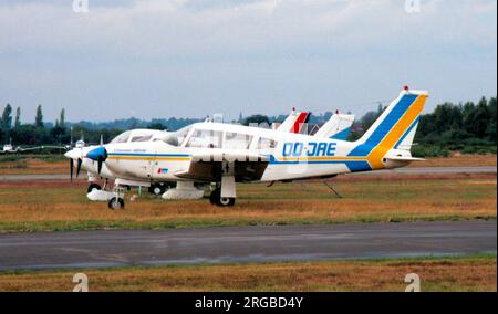 Piper PA-28R-200 Cherokee Arrow OO-JAE (msn 28R-35676). Banque D'Images