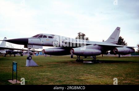 Convair TB-58A Hustler 55-663 (msn 4), exposé au Musée de l'AFB Grissom, prêt du Musée national de l'USAF. (Cet avion a été construit comme le deuxième de onze avions d'essai YB-58A-1-CF Hustler). Banque D'Images