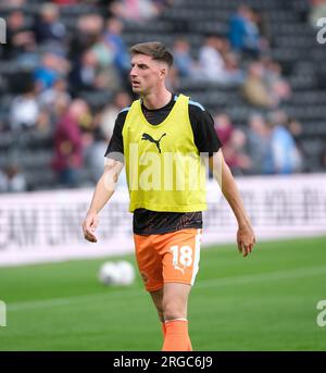 Pride Park, Derby, Derbyshire, Royaume-Uni. 8 août 2023. EFL Carabao Cup football, Derby County contre Blackpool ; Jake Beesley de Blackpool pendant l'échauffement d'avant-match crédit : action plus Sports/Alamy Live News Banque D'Images