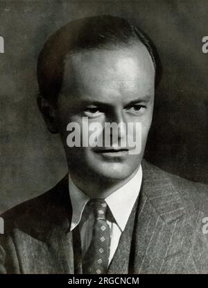 Sir Kenneth Mackenzie Clark (1903-1983), historien d'art britannique, directeur de musée et radiodiffuseur. Il a été directeur de la National Gallery de Londres de 1934 à 1946. Banque D'Images