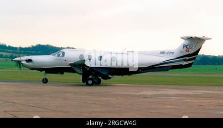 Pilatus PC-12 HB-FPY (msn 685), de Momentum Value Management S.A., à Duxford le 7 juillet 2007 Banque D'Images