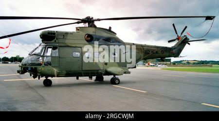 Royal Air Force - aérospatiale SA330 Puma HC.1 ZA934 (msn 1170), de l'escadron no 33, à la Journée internationale de l'air de Yeovilton, le 15 juillet 2000. Banque D'Images