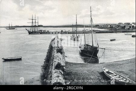 Foynes Harbour, rivière Shannon, Comté de Limerick, République d'Irlande. Banque D'Images