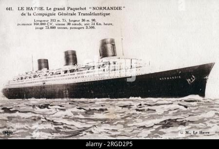 Le SS Normandie - un paquebot français construit à Saint-Nazaire, France, pour la Compagnie générale transatlantique (CGT). Il est entré en service en 1935 en tant que navire à passagers le plus grand et le plus rapide à flot, traversant l'Atlantique en un temps record de 4,14 jours, et reste le navire à passagers turboélectrique à vapeur le plus puissant jamais construit. Banque D'Images