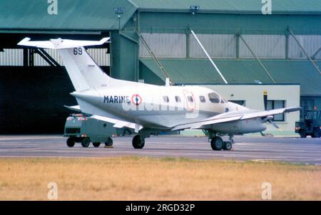 Aeronavale - Embraer EMB-121 Xingu 69 (msn 121-069) (Aeronavale - Aéronautique navale - Aviation navale) Banque D'Images