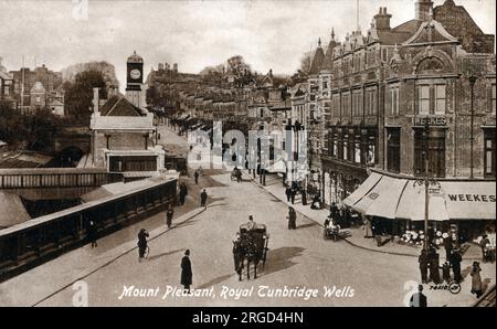Mount Pleasant et la gare ferroviaire, Tunbridge Wells, Kent Banque D'Images